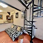 Old Town Florence- Love Apartment
